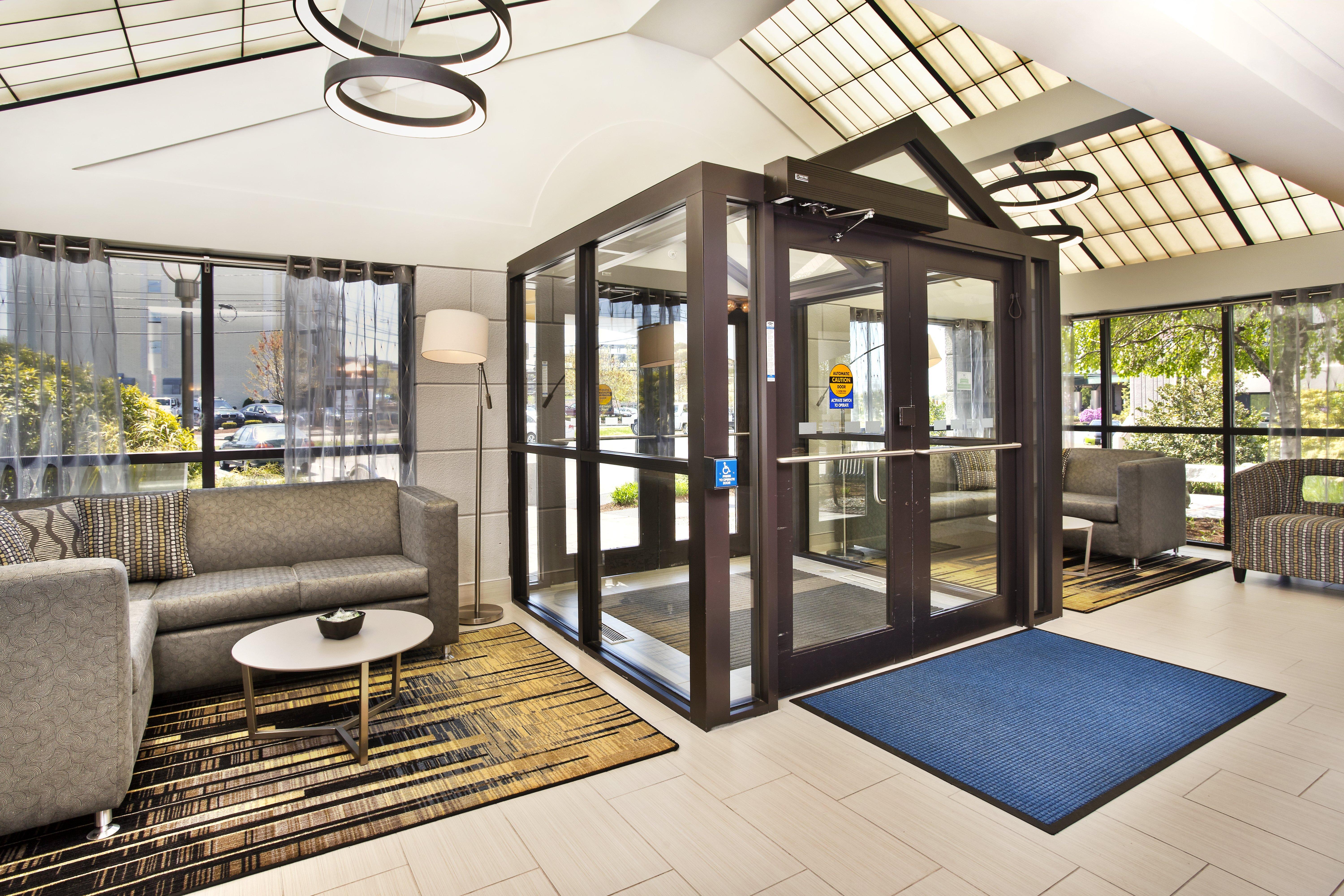 Holiday Inn Express Boston-Waltham By Ihg Exterior foto
